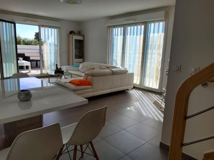 Magnifique Rooftop Duplex Climatise Familial, Aux Arceaux Montpellier Exterior photo